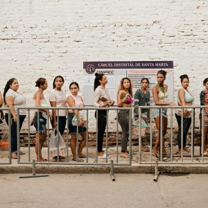 Afiche - Las visitantes opti