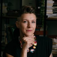 Ana Johann - Directora