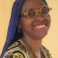 Directora Viviane Ferreira