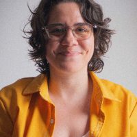 Lara Koer - Dirección